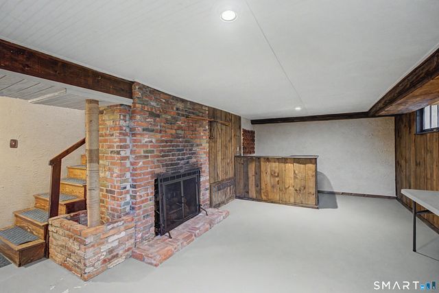 304 Bushy Hill Road, Simsbury, CT 06070