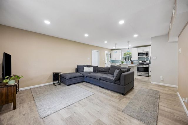 2118 Vanderbilt LN, Austin, TX 78723