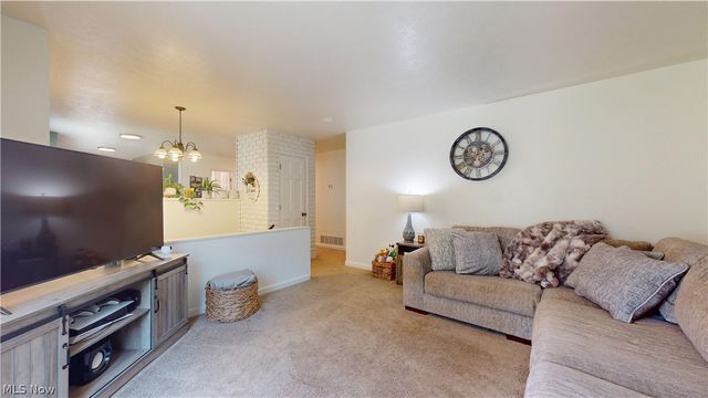49 Colonel Phelps Drive, Parkersburg, WV 26104