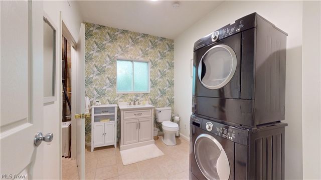 49 Colonel Phelps Drive, Parkersburg, WV 26104