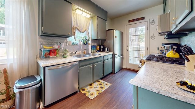 49 Colonel Phelps Drive, Parkersburg, WV 26104