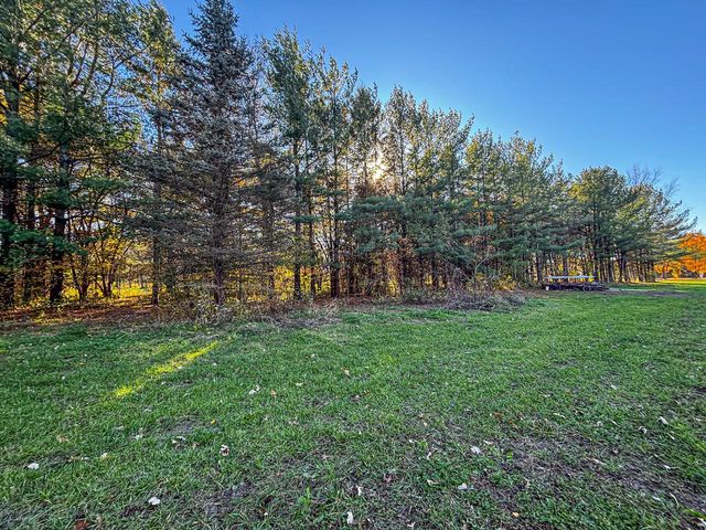 N8538 River ROAD, Watertown, WI 53094
