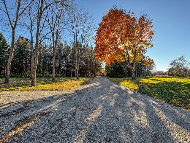N8538 River ROAD, Watertown, WI 53094