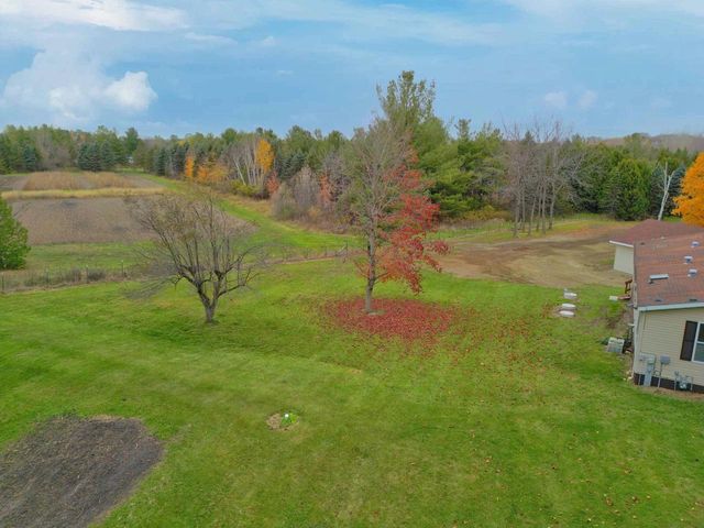 N8538 River ROAD, Watertown, WI 53094