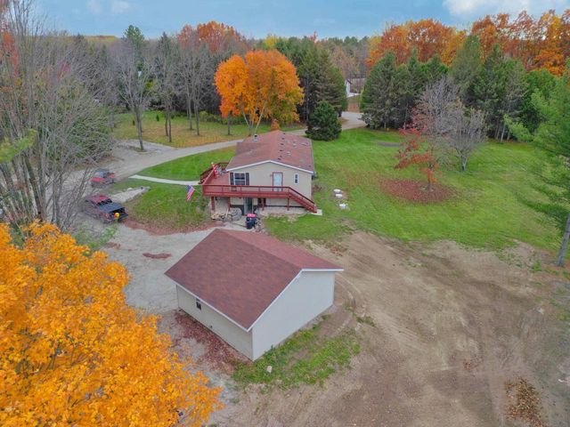 N8538 River ROAD, Watertown, WI 53094