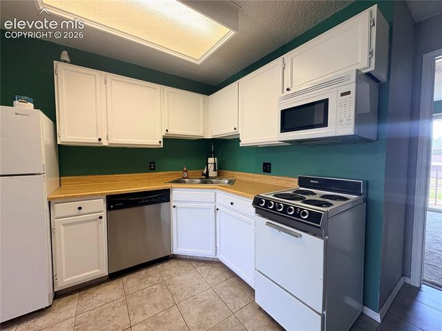 6416 Village Lane, Colorado Springs, CO 80918