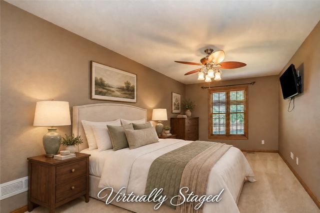 37 Holiday Island Drive, Holiday Island, AR 72631