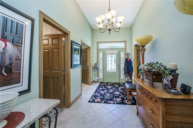 37 Holiday Island Drive, Holiday Island, AR 72631