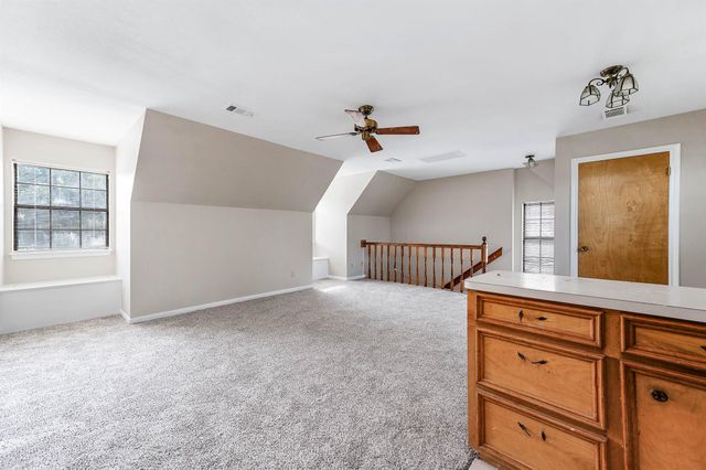 2245 N Austin Avenue, Pearland, TX 77581