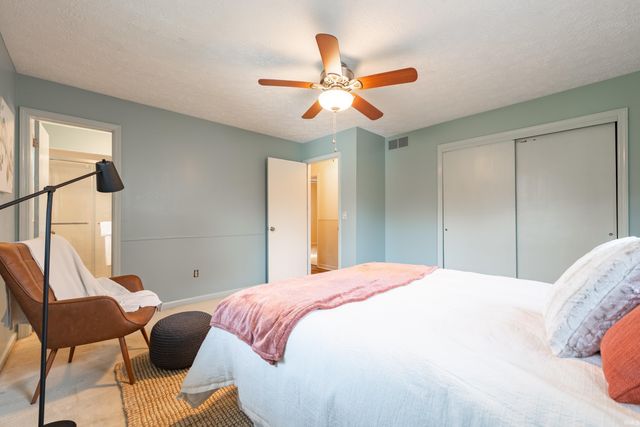 915 N Plymouth Road, Bloomington, IN 47408