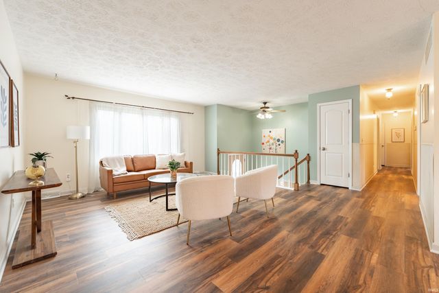 915 N Plymouth Road, Bloomington, IN 47408