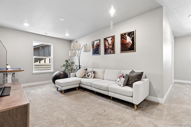 9750 Banner Peak Street, Littleton, CO 80125