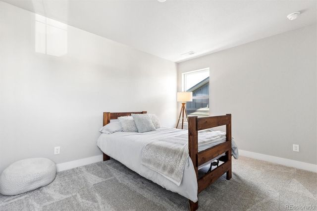 9750 Banner Peak Street, Littleton, CO 80125