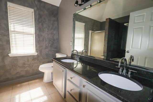 141 Carriage Hill Drive, Warner Robins, GA 31088