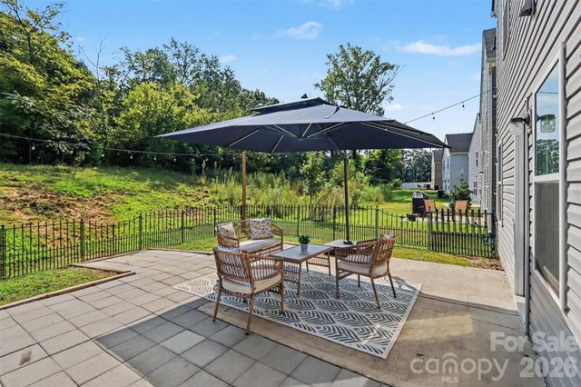 4112 Bowline Drive, Charlotte, NC 28269