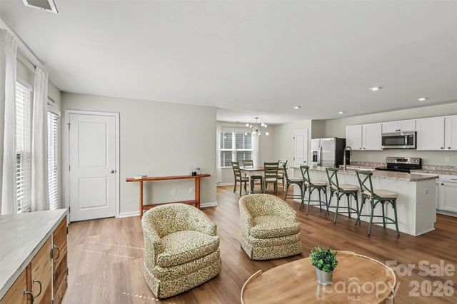 4112 Bowline Drive, Charlotte, NC 28269