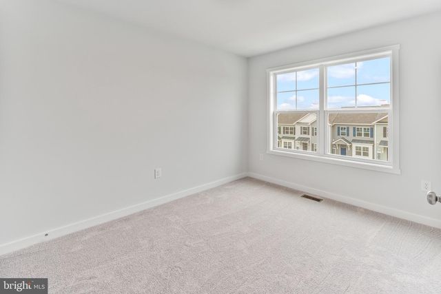 147 OLGA DR, Martinsburg, WV 25403