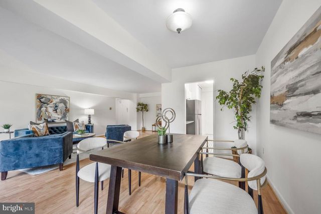 4201 CATHEDRAL AVE NW #303E, Washington, DC 20016