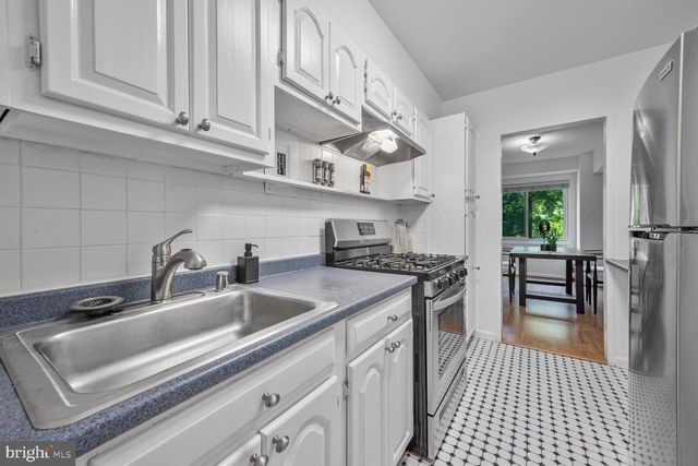 4201 CATHEDRAL AVE NW #303E, Washington, DC 20016