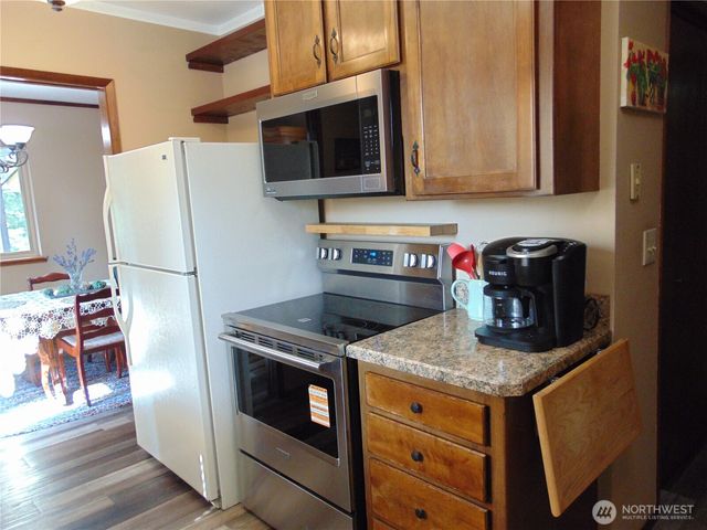 70 Cedar Hill Lane, Sequim, WA 98382