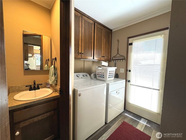 70 Cedar Hill Lane, Sequim, WA 98382