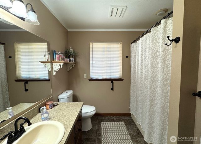 70 Cedar Hill Lane, Sequim, WA 98382