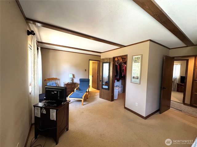 70 Cedar Hill Lane, Sequim, WA 98382