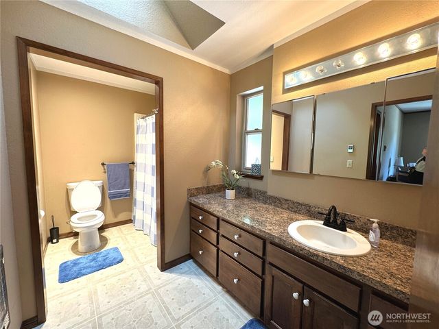 70 Cedar Hill Lane, Sequim, WA 98382