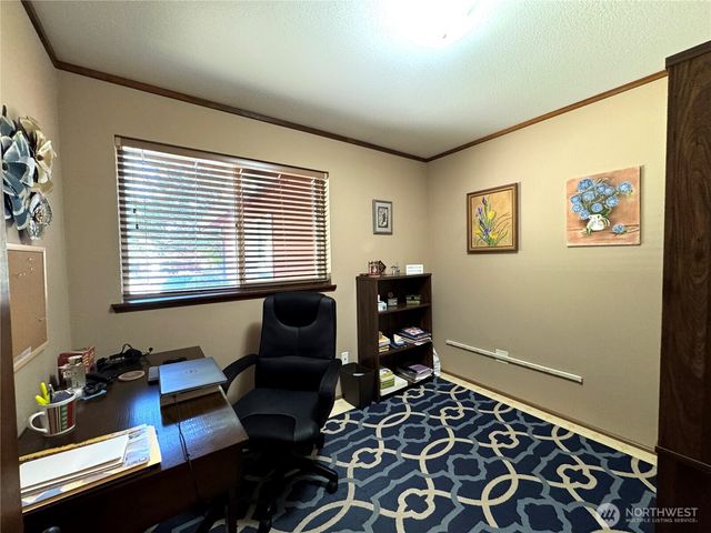 70 Cedar Hill Lane, Sequim, WA 98382