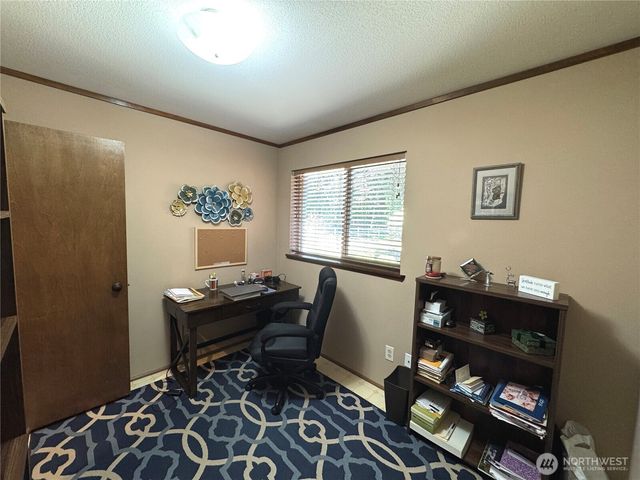 70 Cedar Hill Lane, Sequim, WA 98382