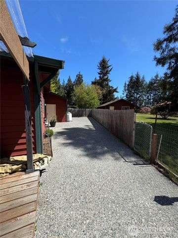 70 Cedar Hill Lane, Sequim, WA 98382