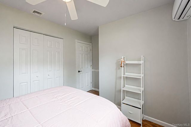 19 Washington Heights Street, Selden, NY 11784