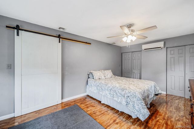 19 Washington Heights Street, Selden, NY 11784