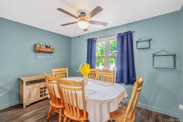 19 Washington Heights Street, Selden, NY 11784
