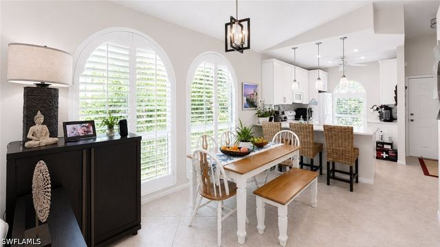 8274 Twelve Oaks CIR 126, Naples, FL 34113