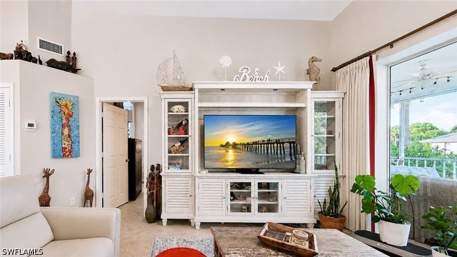 8274 Twelve Oaks CIR 126, Naples, FL 34113