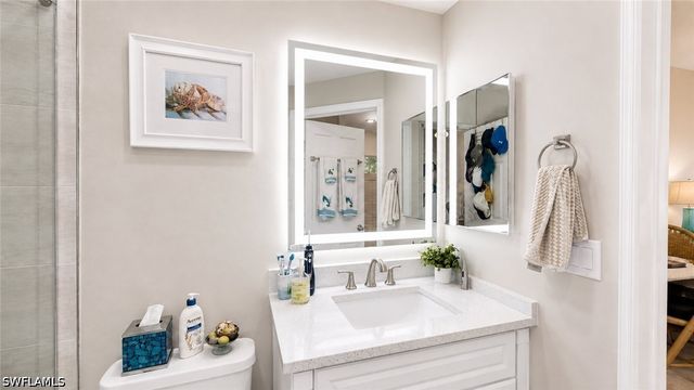 8274 Twelve Oaks CIR 126, Naples, FL 34113