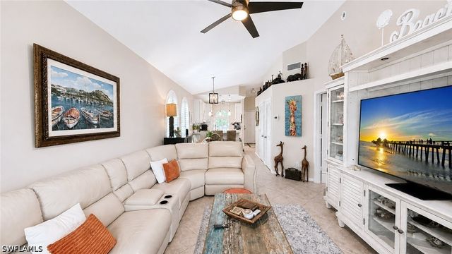 8274 Twelve Oaks CIR 126, Naples, FL 34113
