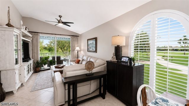 8274 Twelve Oaks CIR 126, Naples, FL 34113