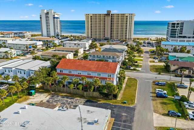 1330 2ND Street S E, Jacksonville Beach, FL 32250