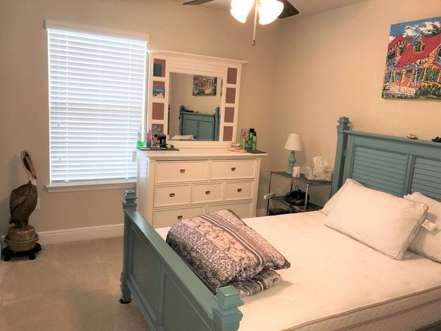 8877 White Ibis Way, Navarre, FL 32566