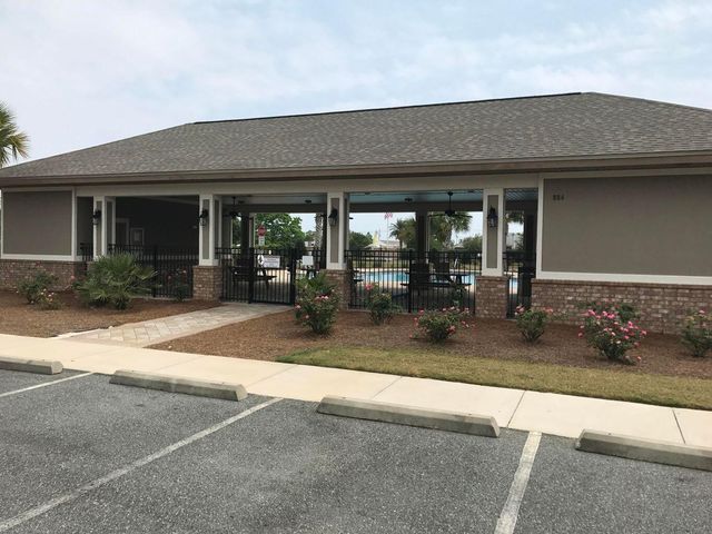 8877 White Ibis Way, Navarre, FL 32566