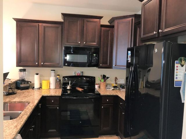 8877 White Ibis Way, Navarre, FL 32566