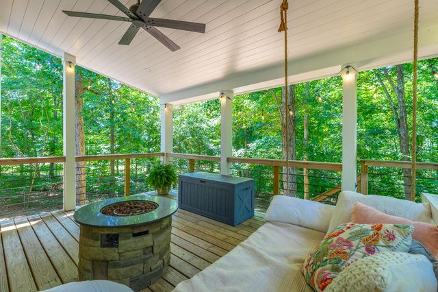 8935 Grey Mountain Drive, Ooltewah, TN 37363