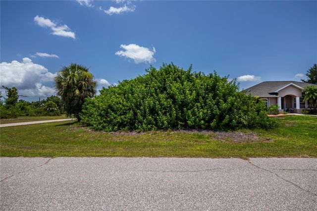 113 & 121 RED CEDAR PARK, Rotonda West, FL 33947