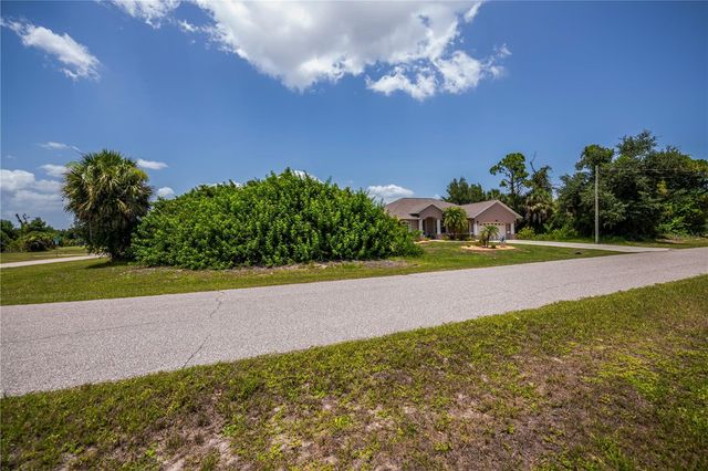 113 & 121 RED CEDAR PARK, Rotonda West, FL 33947
