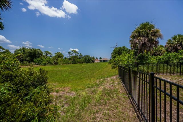 113 & 121 RED CEDAR PARK, Rotonda West, FL 33947
