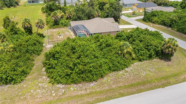 113 & 121 RED CEDAR PARK, Rotonda West, FL 33947