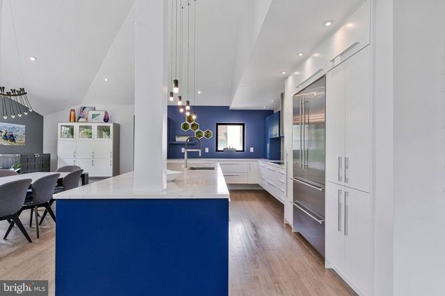 1228 PERRY WILLIAM DR, Mclean, VA 22101