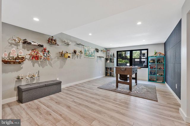 1228 PERRY WILLIAM DR, Mclean, VA 22101
